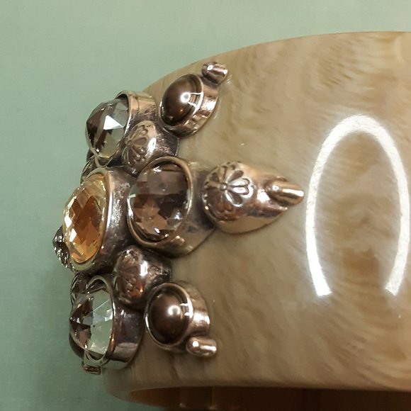 Brighton Jewelry Brighton Selene Chunky Hinged Bracelet Poshmark