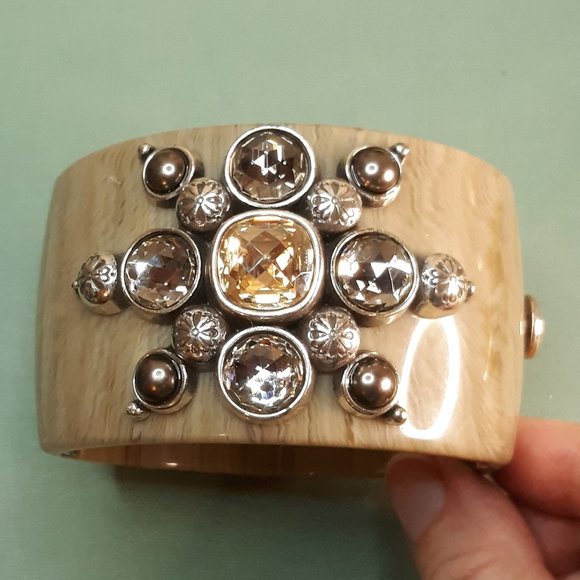 Brighton Jewelry Brighton Selene Chunky Hinged Bracelet Poshmark