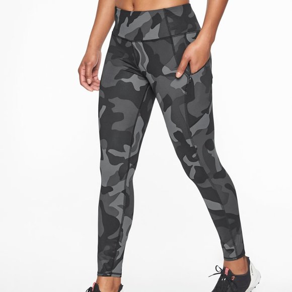 Athleta Pants & Jumpsuits Athleta Camo Contender 78 Large Petite