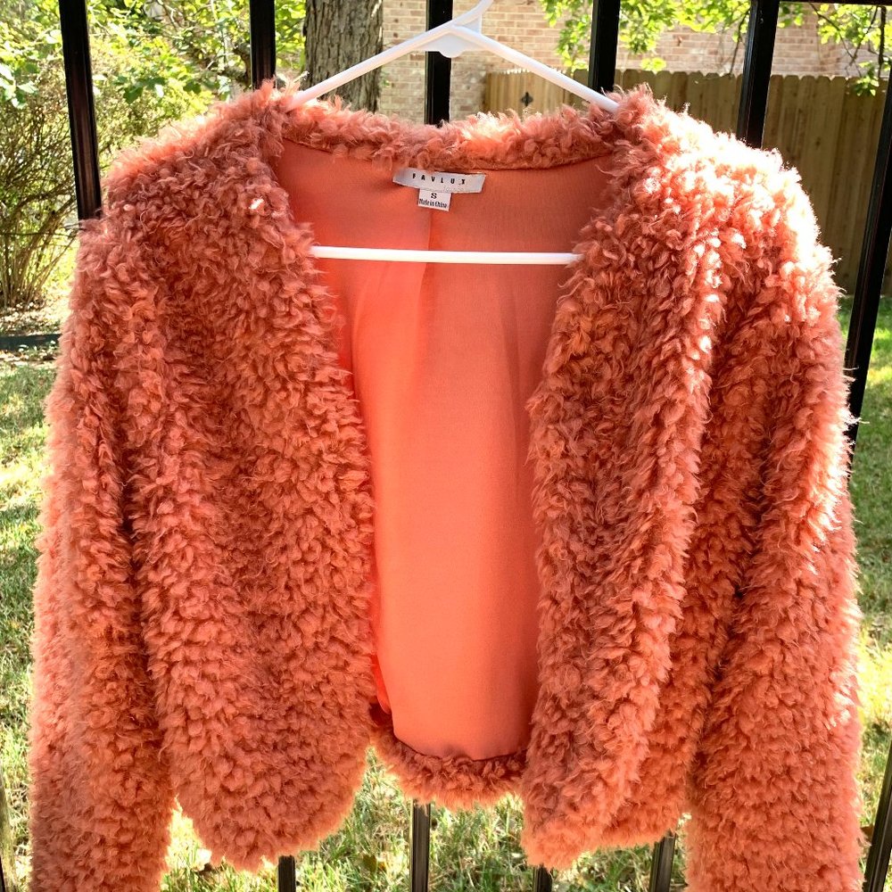 Beautiful Fuzzy Favlux Jacket Gem
