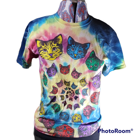 Fruit of the Loom Tops Spiral Cat Tie Dye Tshirt Small Poshmark
