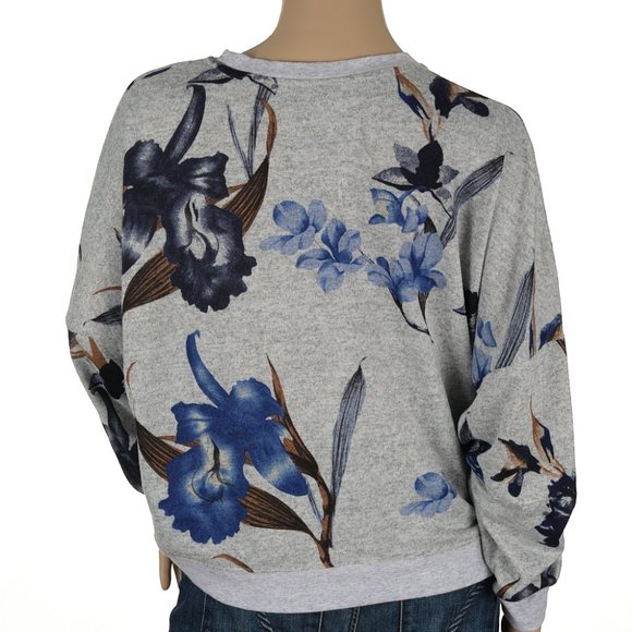 ZYIA Sweaters Zyia Active Floral Cropped Sweatshirt Large Poshmark