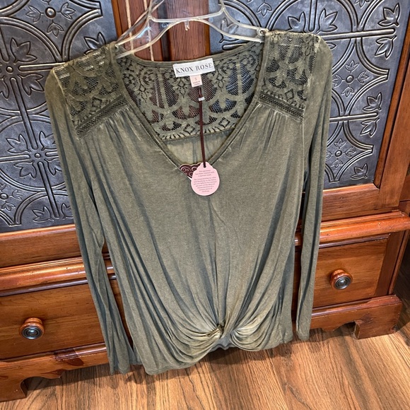 Knox Rose | Tops | Knox Rose Size S | Poshmark