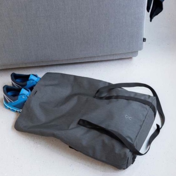 On Running Bags On Running Ambassador Pack Unisex Style Convertible