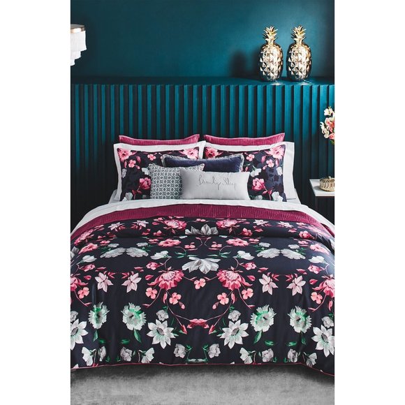 Ted Baker Bedding New Ted Baker London Rhubarb Duvet Cover Sham Set
