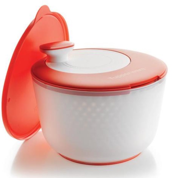 Tupperware Kitchen Tupperware Salad Spinner With Seal Nip T4 Poshmark