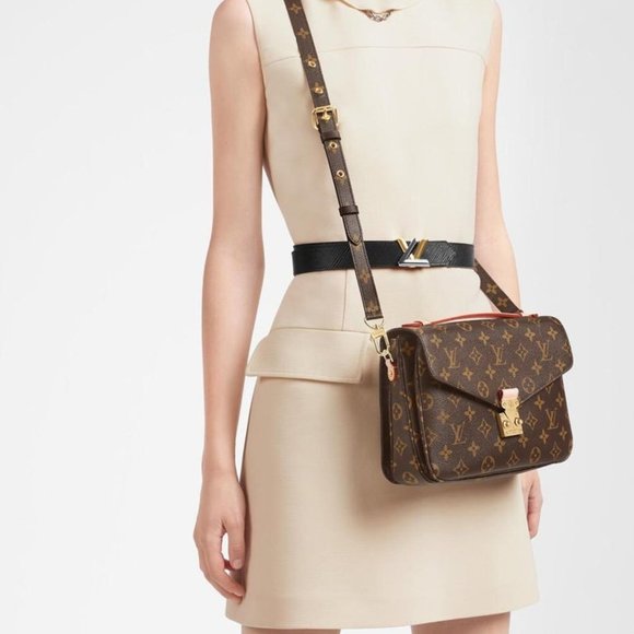 Louis Vuitton Bags Louis Vuitton Pochette Metis Monogram M4780