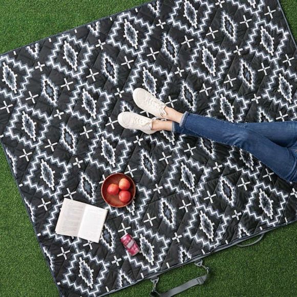 Pendleton Bedding Pendleton Packable Picnic Blanket New Poshmark