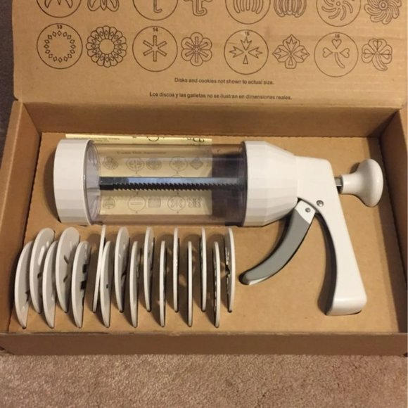 The Pampered Chef Kitchen Pampered Chef Cookie Press And Icing