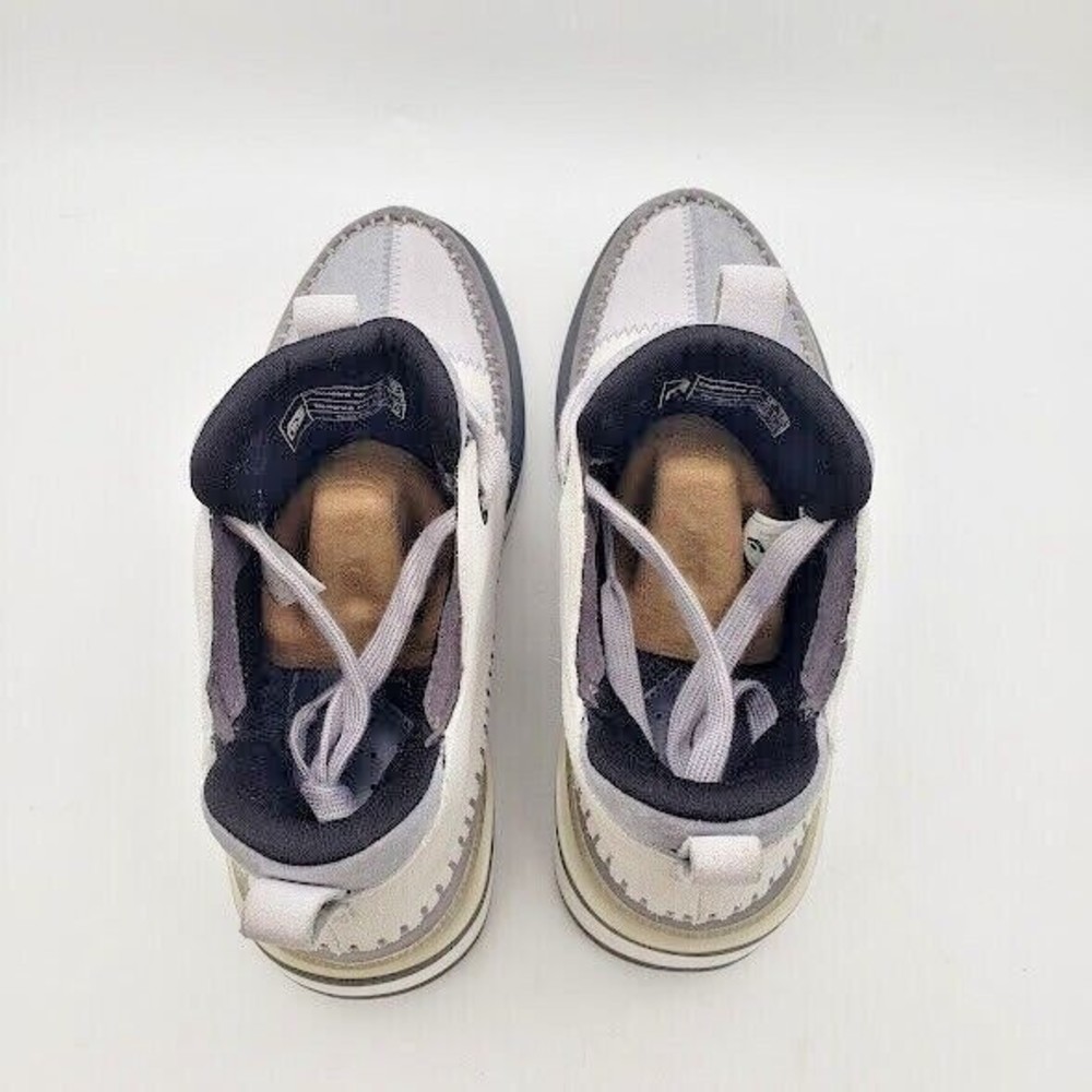 Deckers X Lab KoZ Chukka Wedge Boots White Grey 1118… Gem