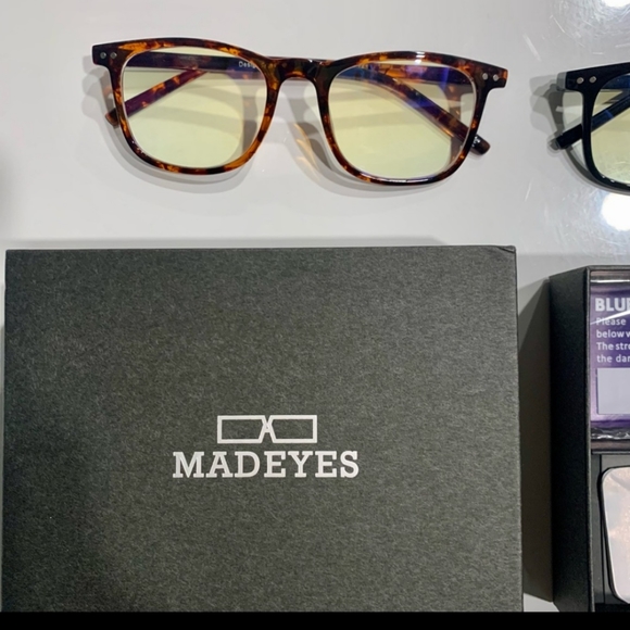madeyes Accessories Madeyes Blue Light Blocking Glasses Pair Of Two