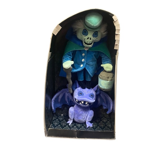 Disney Toys Disney Parks Haunted Mansion Hatbox Ghost Gargoyle Glow