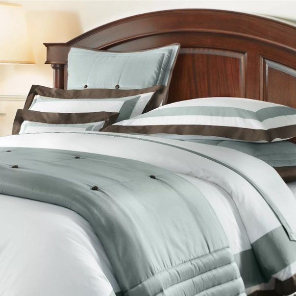 Restoration Hardware Bedding Restoration Hardware Tufted Silk Quilt 3 European Shams King