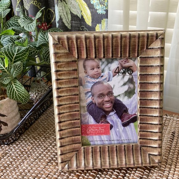 Green Tree Gallery Accents Green Tree Gallery Brushed Gold Tabletop