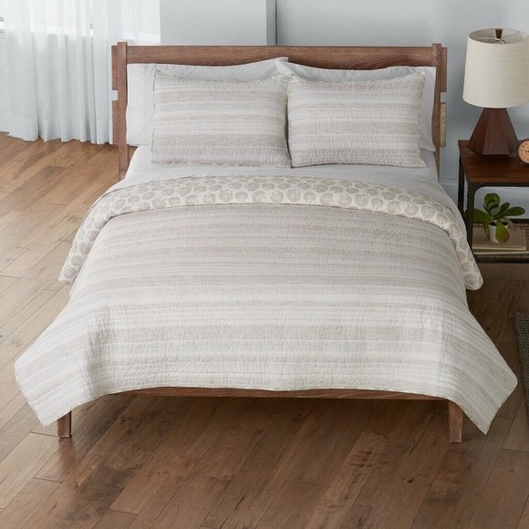 Sonoma Bedding King Sonoma Modern Reversible Quilt Gold Yarndye
