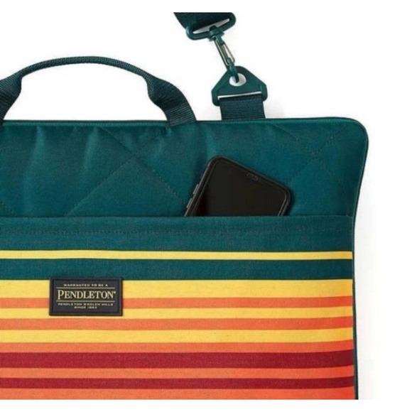 Pendleton Bedding Pendleton Outdoor Packable Blanket Picnic Water