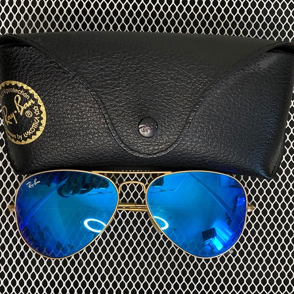 RayBan Accessories Authentic Rayban Large Aviator Blue Mirrored