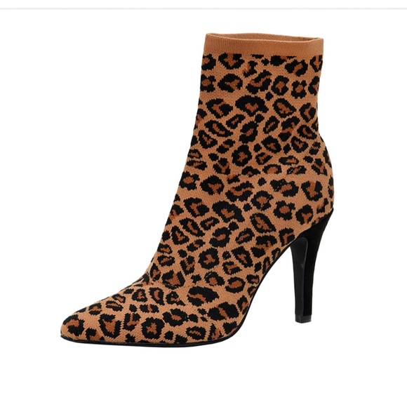 Cushionaire Shoes Cushionaire Memory Foam Leopard Kitten Heeled