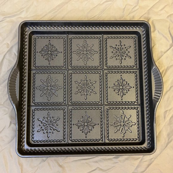 Nordic Ware Kitchen Nordic Ware Snowflake English Shortbread Pan