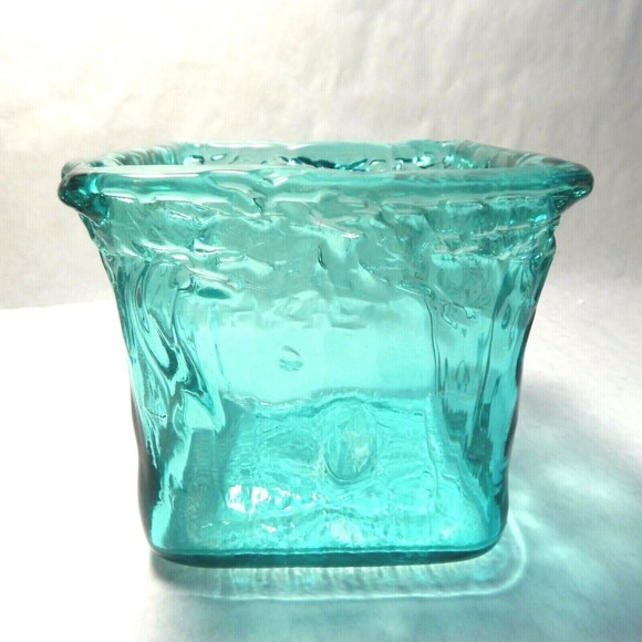 Unbranded Accents Recycled Glass Aqua Blue Square Vase Made In