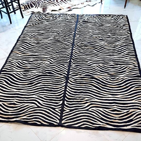 Williams Sonoma Home Other Rare Hiend Williams Sonoma Hand Crewel Wool Rug Black