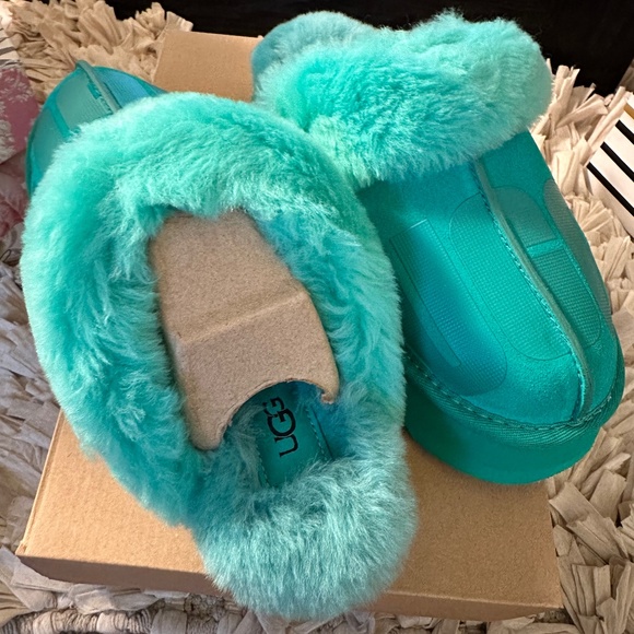 UGG Shoes Ugg Disquette Scatter Slippers Poshmark