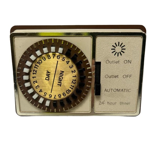 K Mart Other Vintage Kmart Electronic Wall Plug In Programmable Timer Alarm Clock 24 Hours