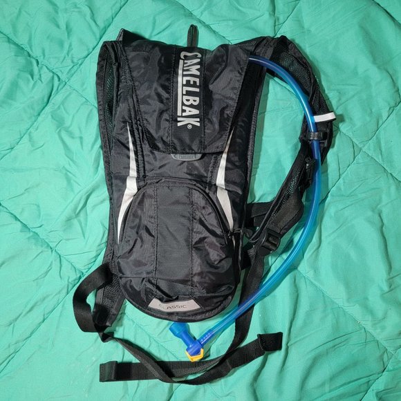 Camelbak Bags Camelbak Classic Hiking Hydration Pack Backpack With 2l Water Reservoir Black