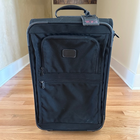 Tumi Storage & Organization Tumi Black Roller Bag Suitcase Poshmark