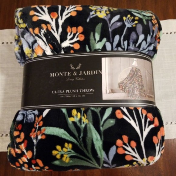 Monte & Jardin Bedding Nwt Monte Jardin Luxury Collection Ultra