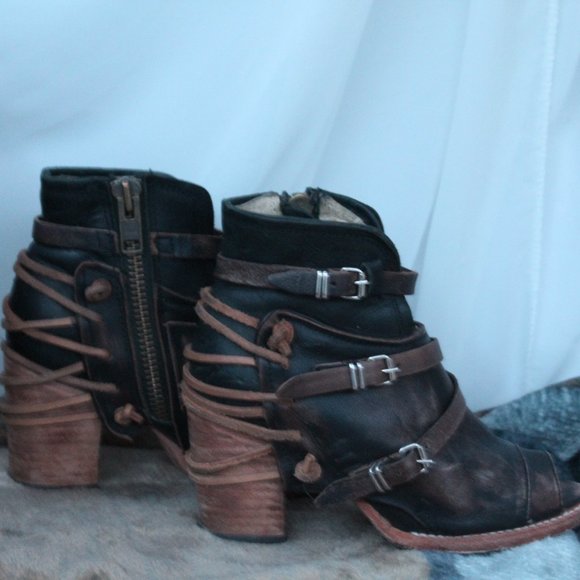 Freebird by Steven Shoes Freebird Carter Boot In Distressed