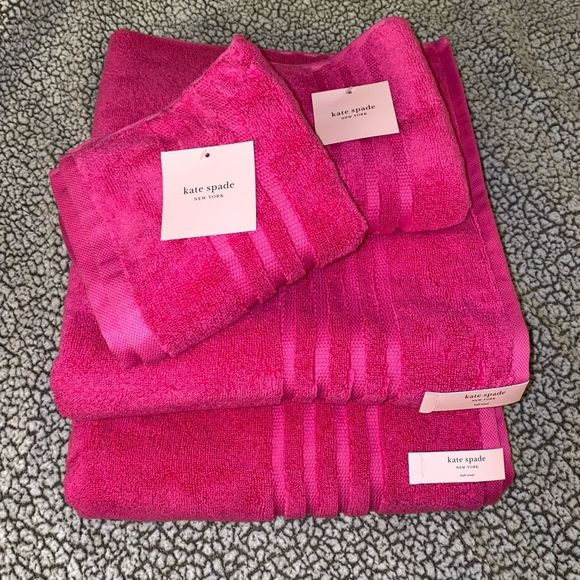kate spade Bath Kate Spade Hot Pink Bath Towels Set Poshmark