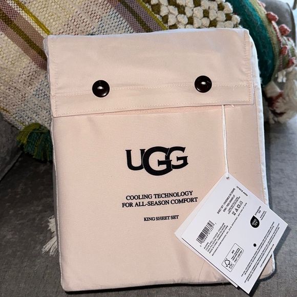 UGG Bedding Rareugg Alahna Sheets In Shell Poshmark