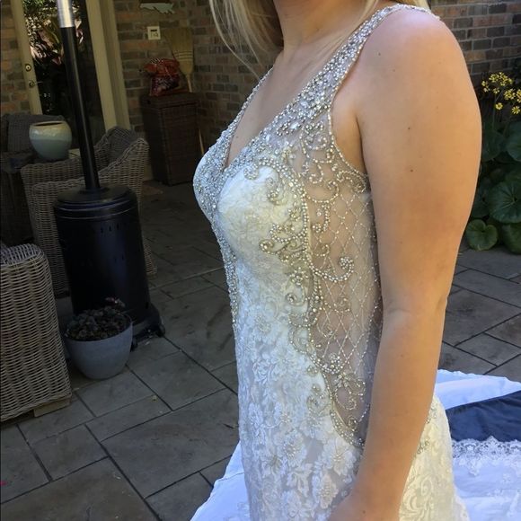 Dresses Nwt Yvonne Lafleur Bridal Wedding Dress With Lace Long Train