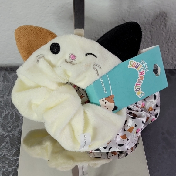 Squishmallows Bath, Skin & Hair Squishmallows Scrunchies 2 Pack