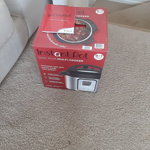 InstaPot Cameras, Photo & Video Never Used Instapot 9 In