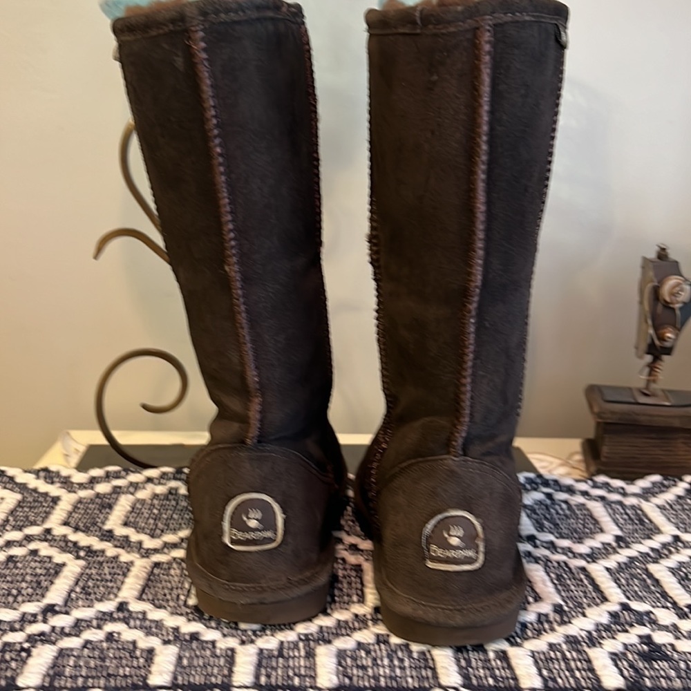 Bearpaw Chocolate Brown Emma Boots Gem