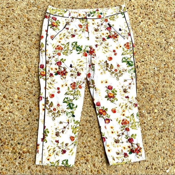 Disney Pants & Jumpsuits Nwotdisneyalice In Wonderland By Colleen Atwood Floral Capris Size