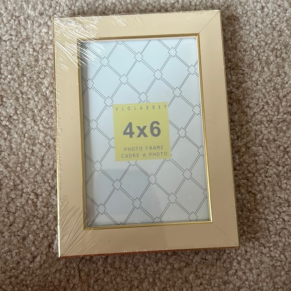 Hobby Lobby Accents Nwt Cream Gold Lined 4x6 Photo Frame Poshmark