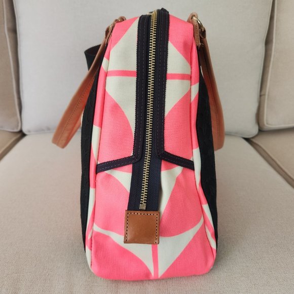 Orla Kiely Bags Nwt Rare Sharpie Shoulder Bag In Neon Pink Orla