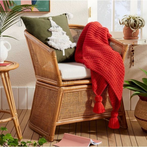 Opalhouse Bedding Knit Throw Blanketwithpompoms Andtrimmed Tassels