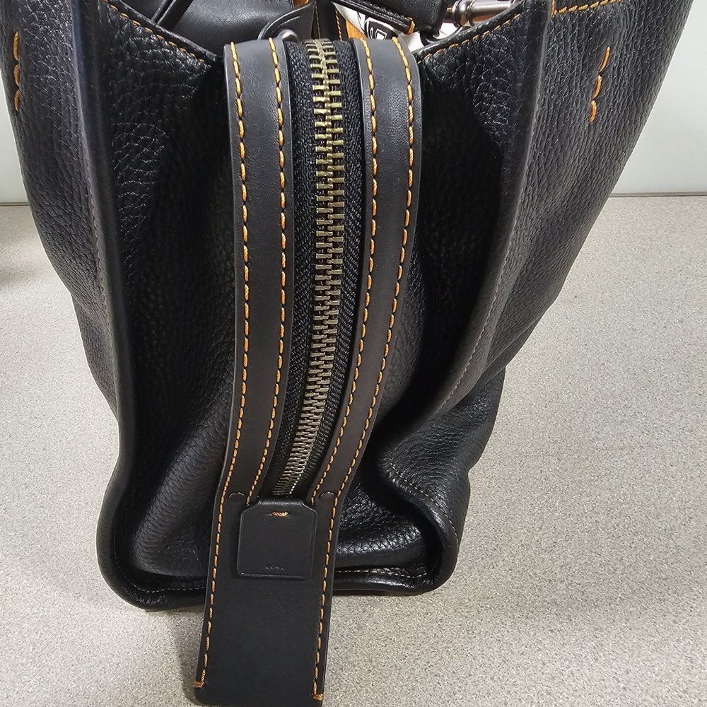 Coach Bag Rogue 39 In Regenerative Leather Brass/Blac… Gem