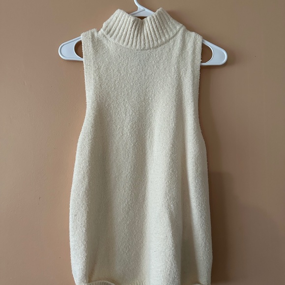 Express Sweaters Express Ivory White Sleeveless Turtle Neck Sweater