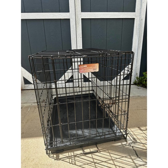 PetSmart Dog Preowned Small Dog Crate 3x9x21 Poshmark