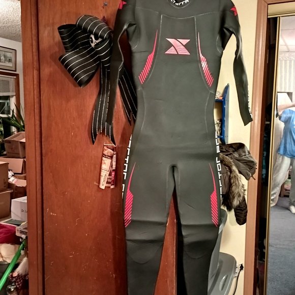 XTERRA Swim Xterra Vector Pro X2 Wetsuit Womens Long Blackred Large