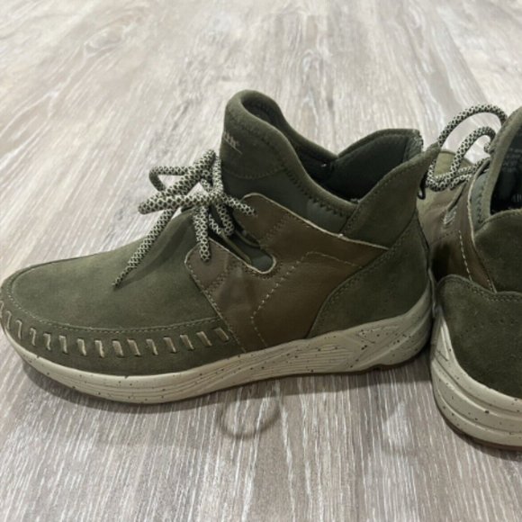 Earth Shoes Earth Jaunt Womens Olive Suede Sneaker Boot Size 75b