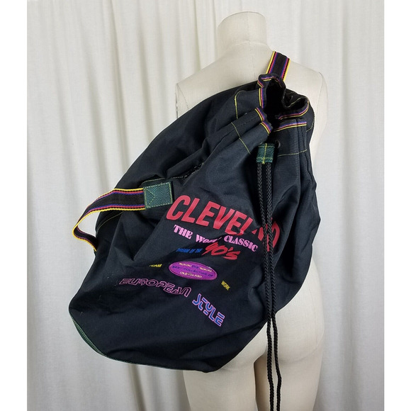 Cleveland Bags Vintage European Style Cleveland Drawstring Duffle