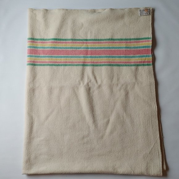 MacAusland's Woolen Mills Ltd. Bedding Macauslands Woolen Mills Ltd