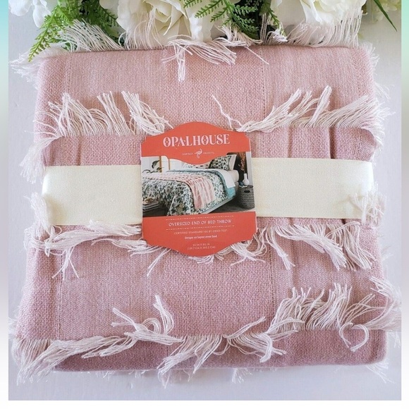 Opalhouse Bedding Opalhouse Blush Pink Eyelash Queen Throw Blanket New With Tags Poshmark