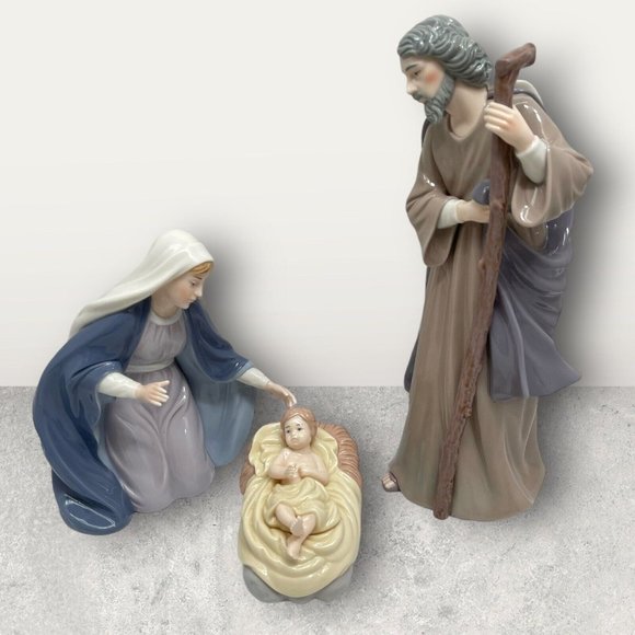 Grandeur Noel Holiday Grandeur Noel 202 Holy Family Large Porcelain